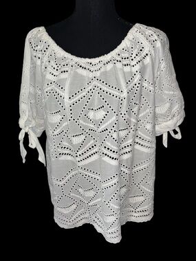 Sundance eyelet top Petite Medium